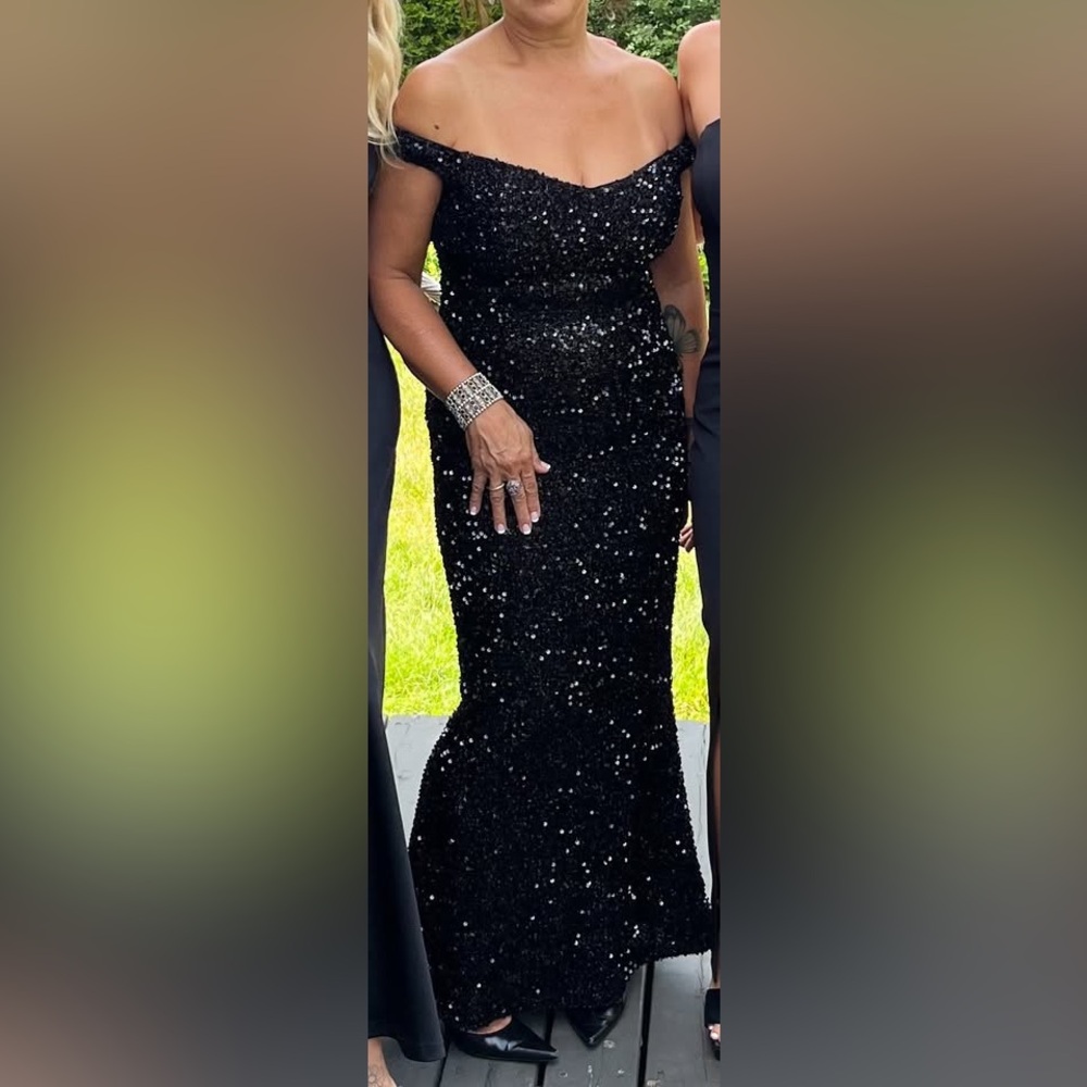 Elegant Black Sequin Evening Gown